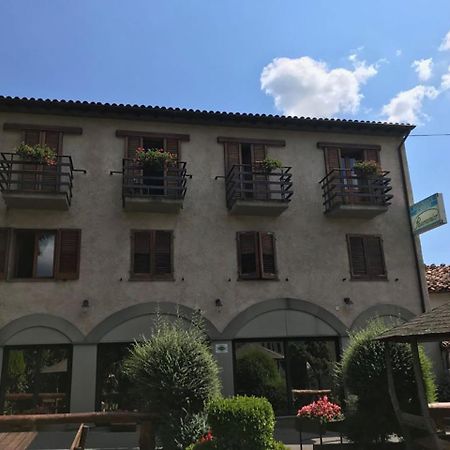 Hotel Panoramico Corfino Bagian luar foto