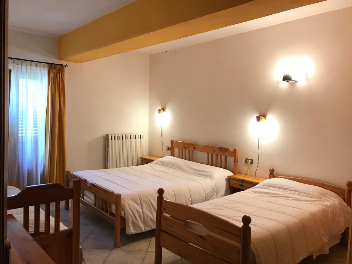 Hotel Panoramico Corfino Bagian luar foto